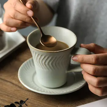 Keramikas Skaistumu Vintage Kafijas Tasi, kas ar Apakštase -Japāņu Stila Porcelāna Krūzes, lai Latte un Cappuccino Kafijas Tases Kausa Komplekts